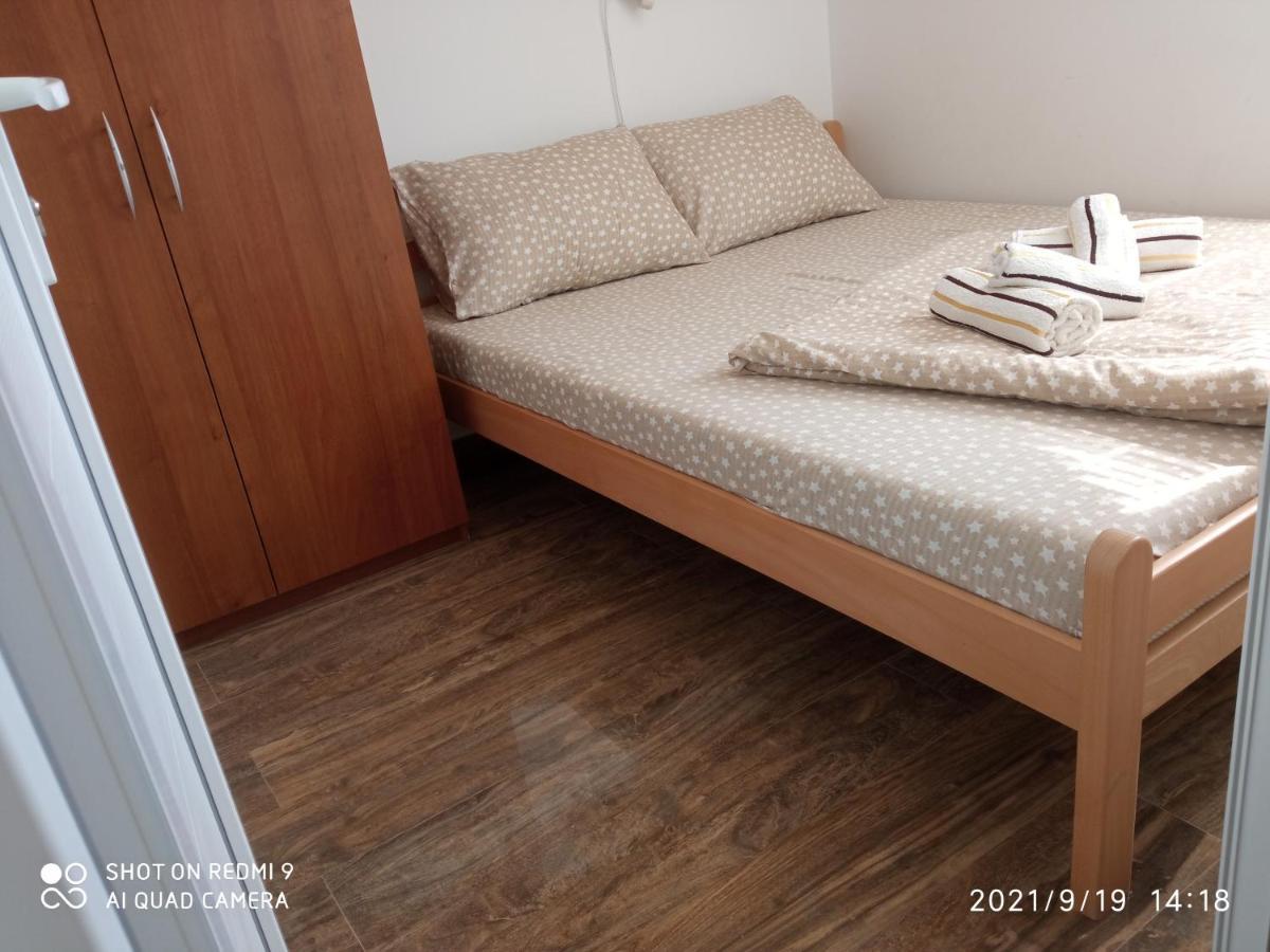 Apartament Smestaj Lux Veliko Gradište Zewnętrze zdjęcie